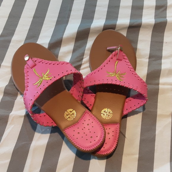 Simply  Southern flip flops - Picture 3 of 3
